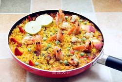 西班牙海鲜饭（Paella）