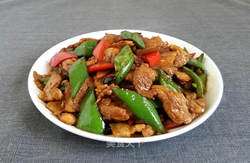 家常小炒肉