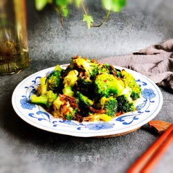 油鸡枞炒西兰花