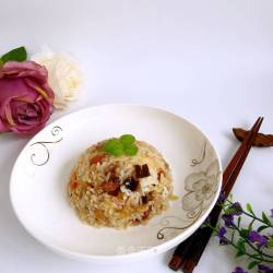 茄子腊肠糙米焖饭