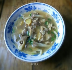 鲜菇瘦肉汤
