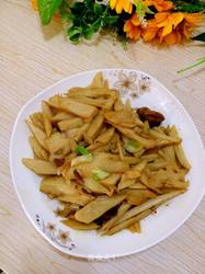 鸭油炒藕丝