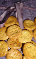 吃不胖的磨牙饼--【葱香磨牙饼干】