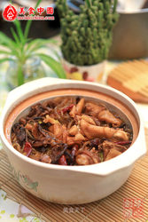 小鸡炖蘑菇