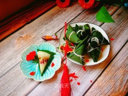 葡萄干红豆粽