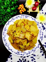 土豆炒肉片
