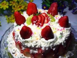 草莓奶油双层蛋糕