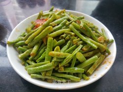 “快手小炒菜”茄汁长豆角