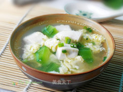 丝瓜豆腐蛋汤