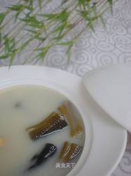 苏菜—白汁黄鳝