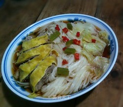 蛋卷鸡汤面