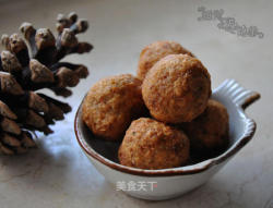 湖北传统小吃 – 100%的香酥藕圆子