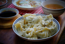西兰花鲜肉饺子