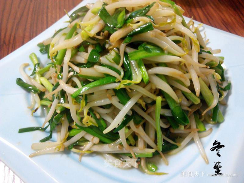 绿豆芽炒韭菜