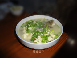 鲫鱼豆腐汤