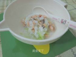 宝宝辅食——菜丝三文鱼粥