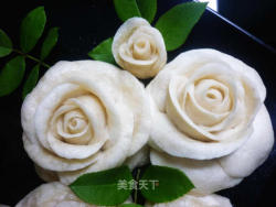 白玫瑰——椰香玫瑰馒头