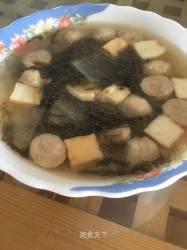 鱼丸紫菜虾皮汤
