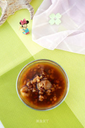 红豆薏米桂圆养颜汤