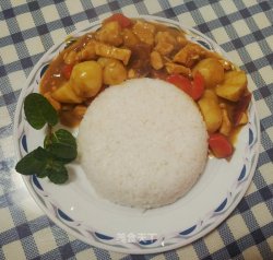 咖喱土豆鸡肉饭