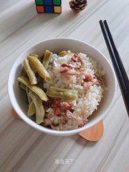 腊肠四季豆焖饭