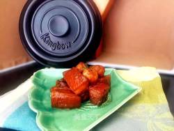 坤博砂锅－特色红烧肉