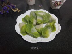 团圆饭~菠菜汁肉三鲜水饺