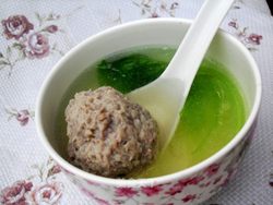 狮子头生菜汤