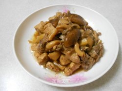 鸡肉炒双菇