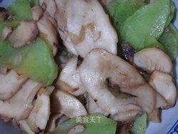 莴笋烧杏鲍菇
