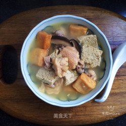 香菇鱼豆腐鸡汤