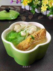 鲜蘑蛋饺汤