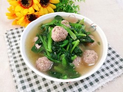 小油菜鲜蘑肉圆汤