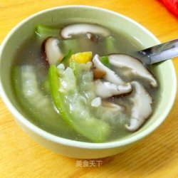 丝瓜冬菇汤