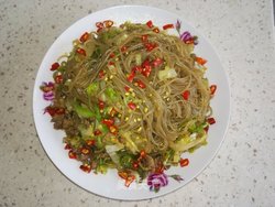 包菜炒粉丝