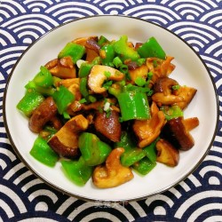 香菇炒青椒