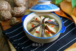 香菇鱼饼丝瓜汤