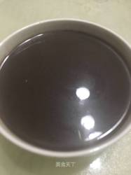 黑芝麻红枣黑米粥