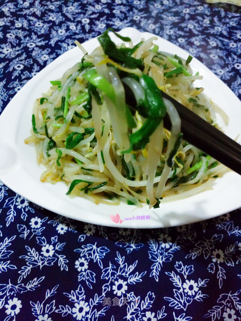 豆芽韭菜小炒（白玉从中一点绿）