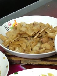 猪肉炒酸笋