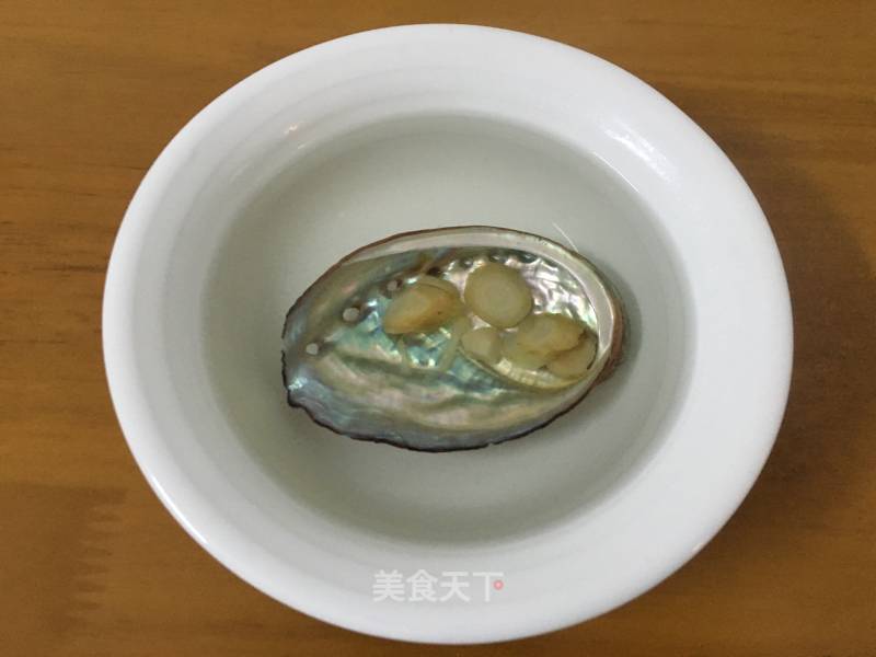 鲍鱼壳炖洋参片