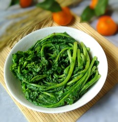 白灼嫩菜苔