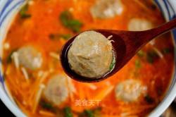番茄金针菇牛肉丸汤