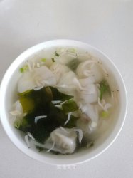 海木耳虾皮小馄饨