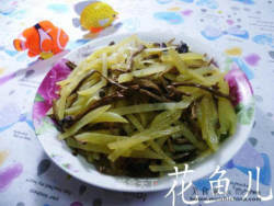 茶树菇炒土豆丝