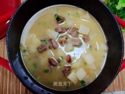 牛肉炖萝卜