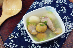 马蹄粟米腊鸡汤