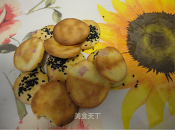 火龙果皮芝麻小饼