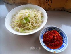 挤压热汤面