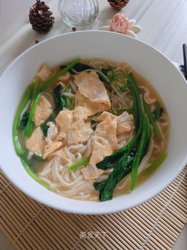 鸡蛋菠菜面